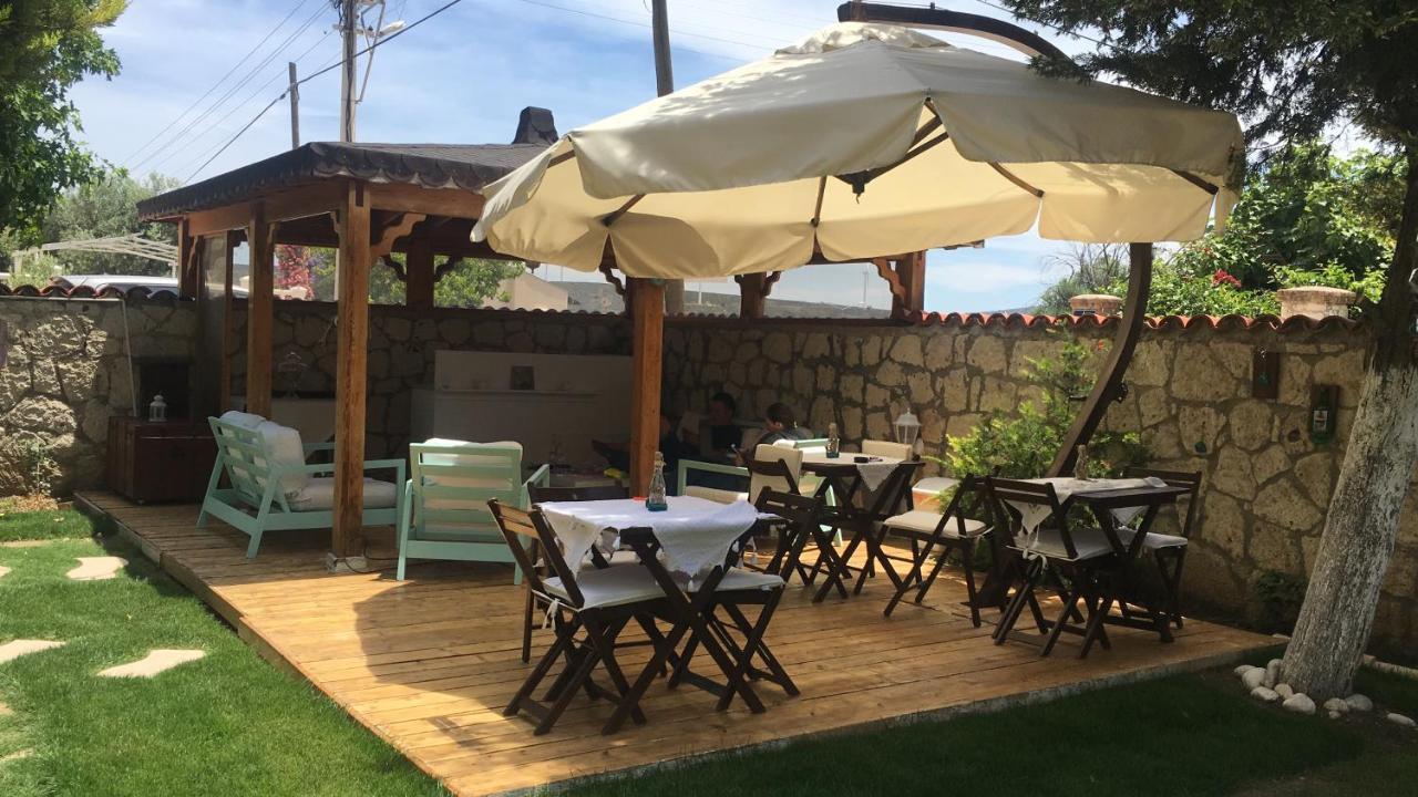Bizim Ev Alacati Bed & Breakfast *